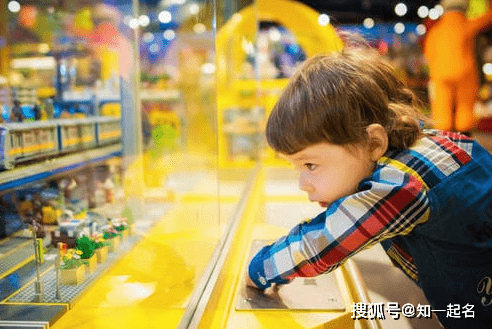 最新男孩名字精选，独特寓意，为您的小王子量身定制